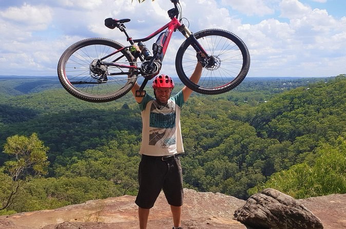 Blue Labyrinth PRIVATE Tour: Sydney Blue Mountains by E-Bike